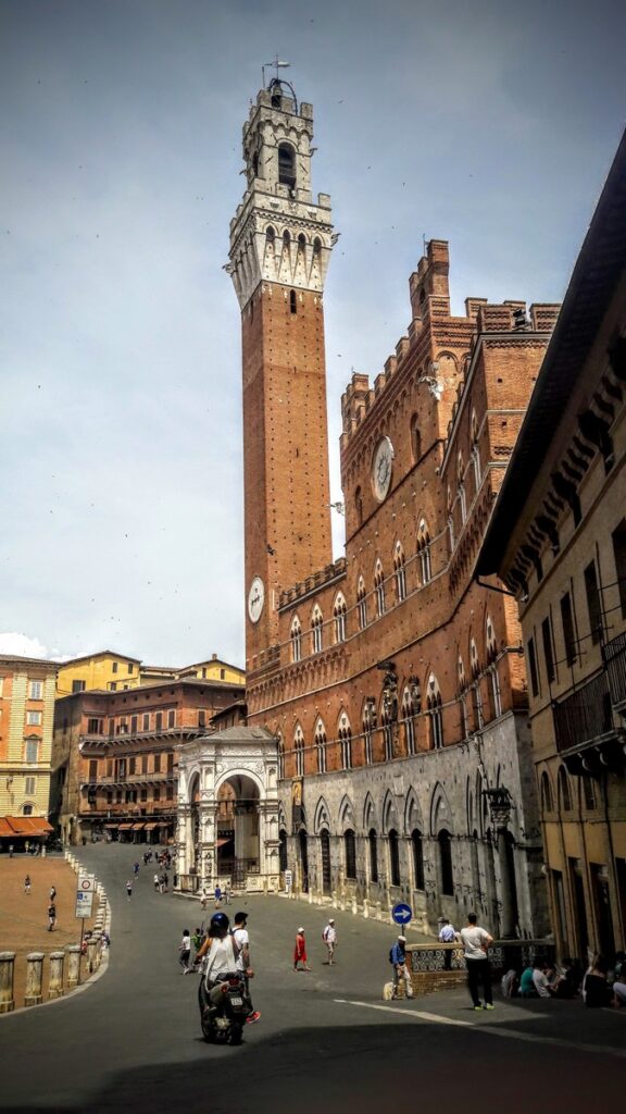 piazza del campo siena